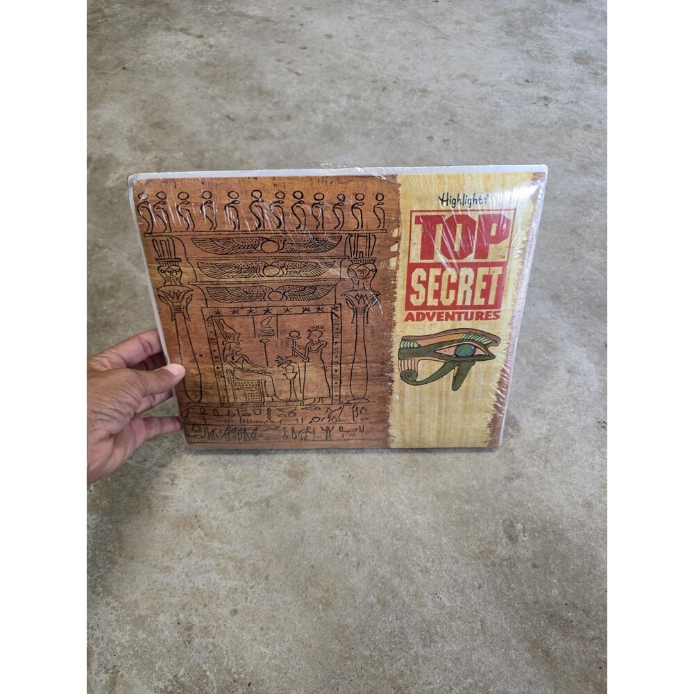 New Highlights Top Secret Adventures Puzzle Case "The Puzzle in the Pyramids"